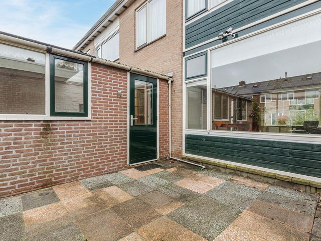 Lindelaan 8, Grootebroek