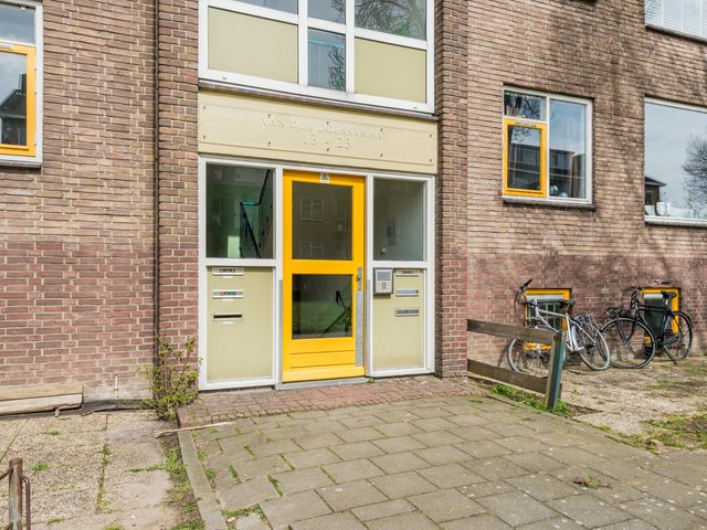 Van der Doesstraat 17, Alphen aan den Rijn