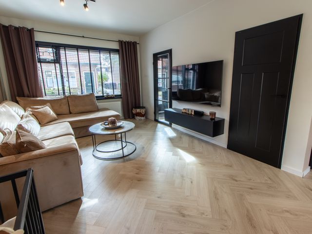 Burgemeester Strick Van Linschotenstraat 12, Maarssen
