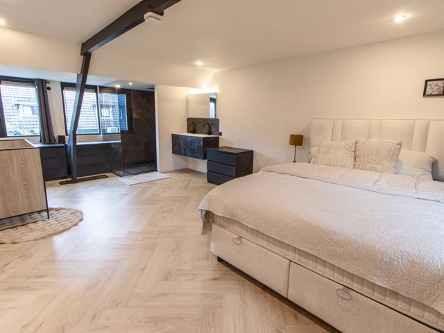 Burgemeester Strick Van Linschotenstraat 12, Maarssen