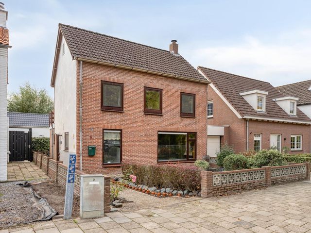 Lewestraat 3, Kloetinge