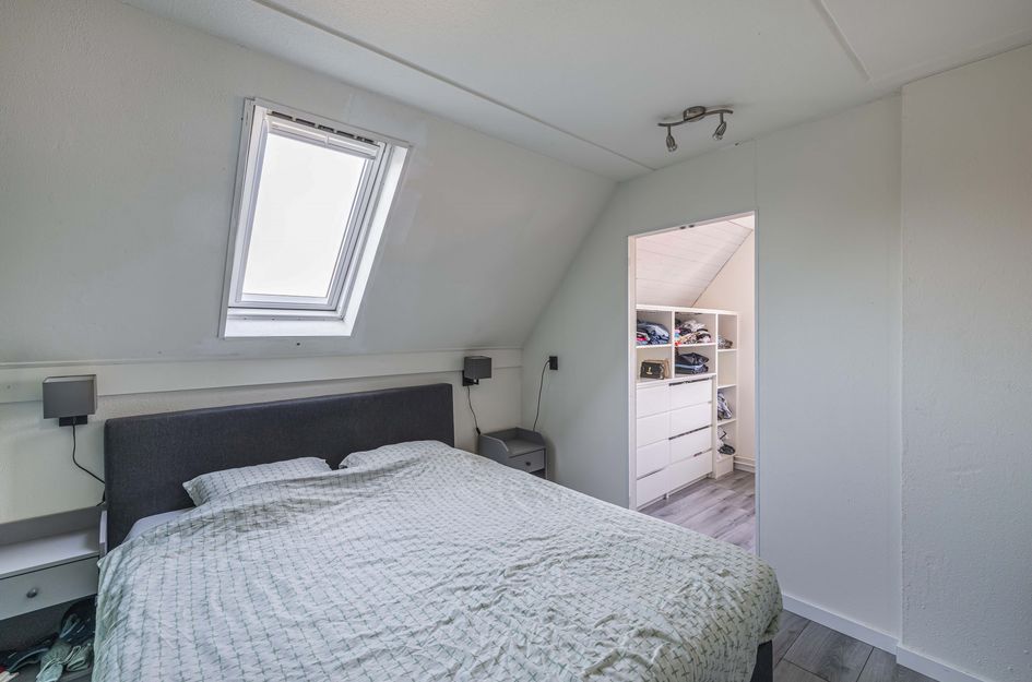 Schoener 47 14