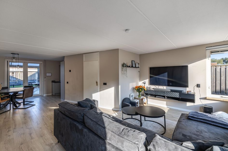 Schoener 47 14