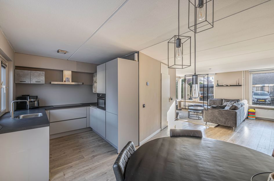 Schoener 47 14