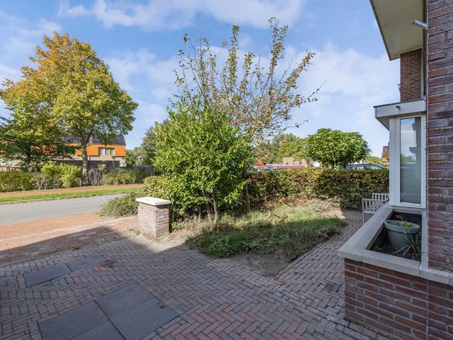 Rigastraat 72, Lelystad