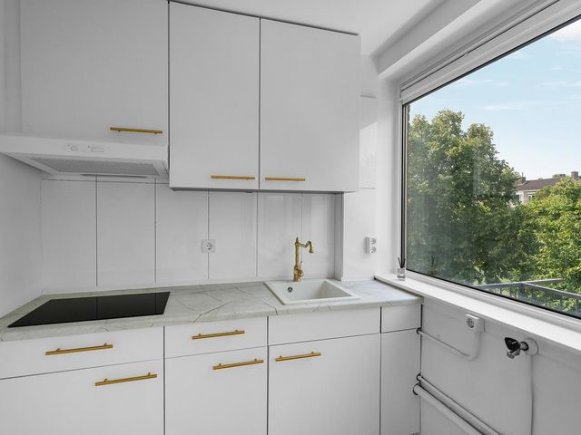 Hogenbanweg 146C, Rotterdam