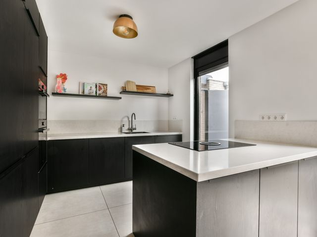 Kaasmaker 12, Poortugaal