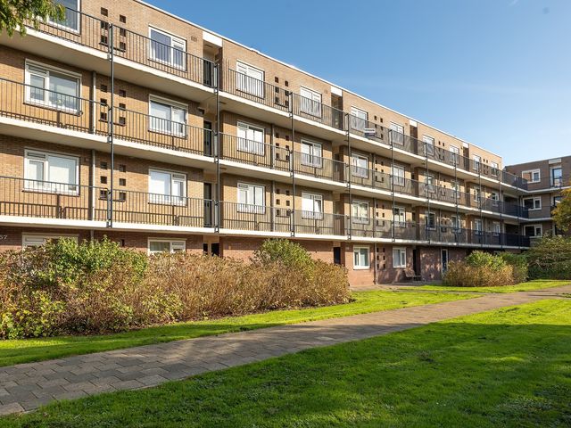 Oostelijk Halfrond 145, Amstelveen