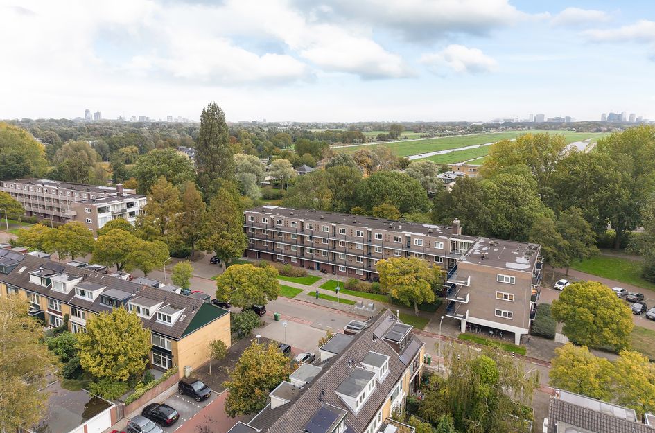 Oostelijk Halfrond 145
