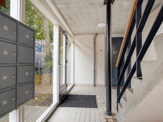 Tweede Jacob van Campenstraat 128C, Amsterdam