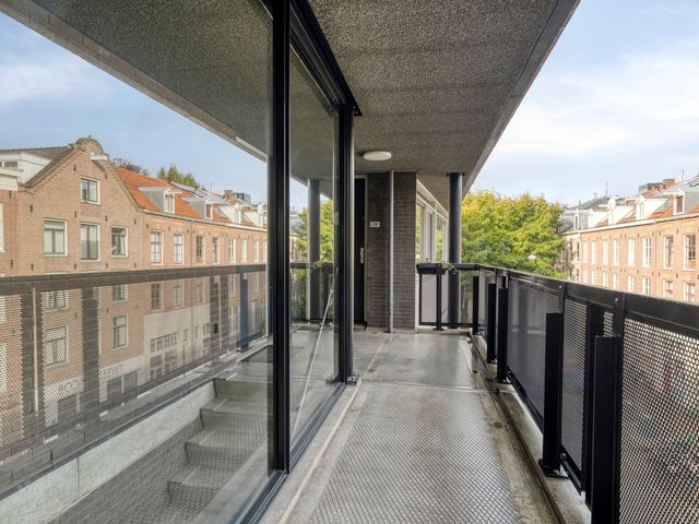 Tweede Jacob van Campenstraat 128C, Amsterdam