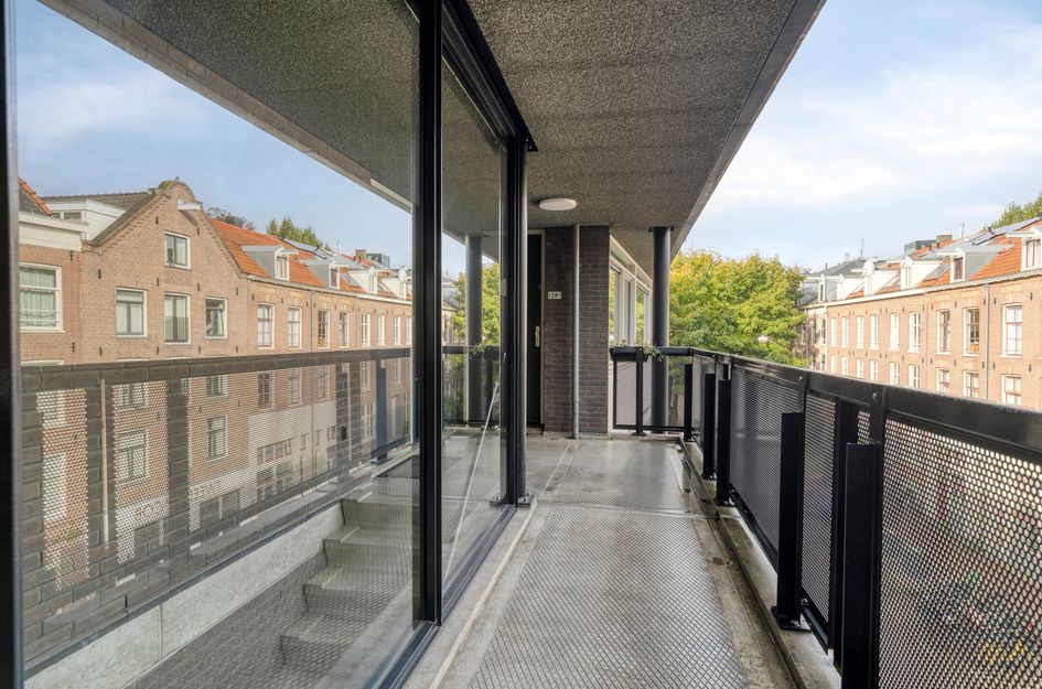 Tweede Jacob van Campenstraat 128C