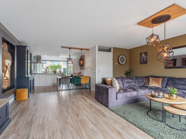 Giottoplantsoen 8, Almere