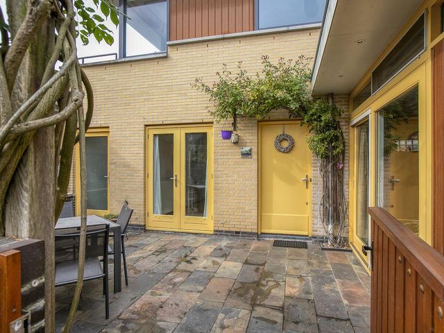 Paradijsvogelhof 11, Hilversum