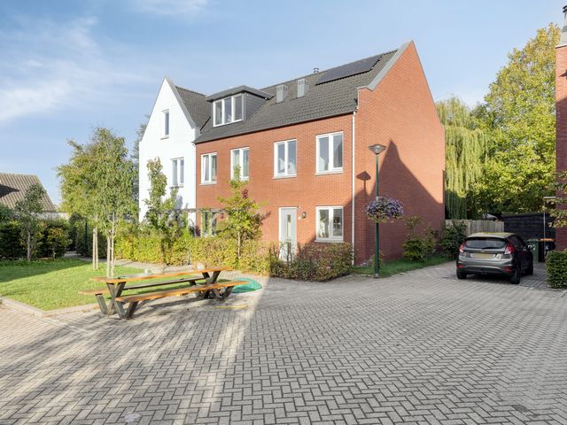 Lion Cachethof 20, Vreeland
