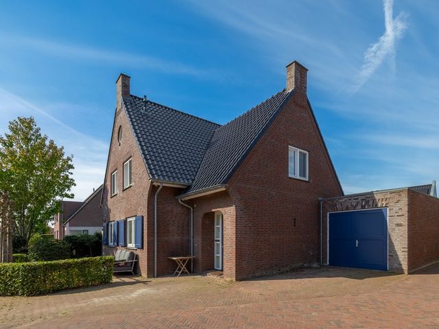 Hopland 42, Kerkwijk