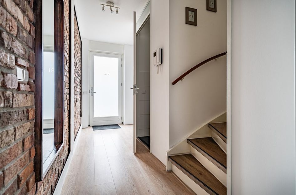 Binnendoor 18