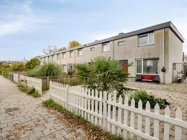 Averdijk 84, Rotterdam