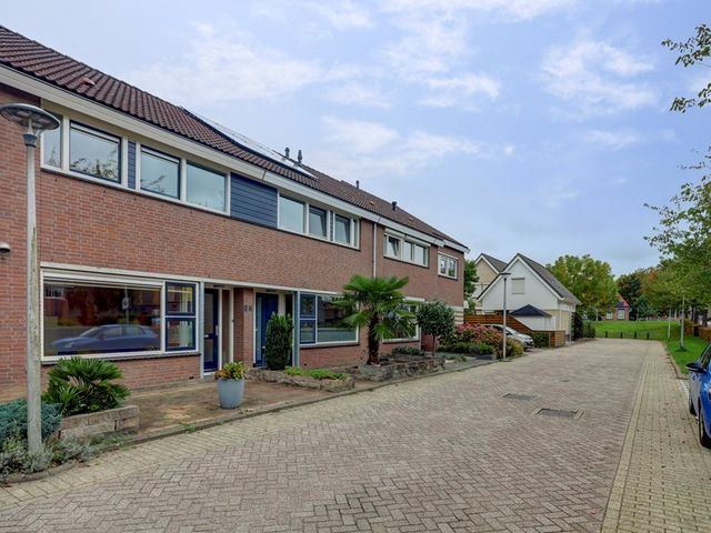 Diepenhorstweg 8, Strijen