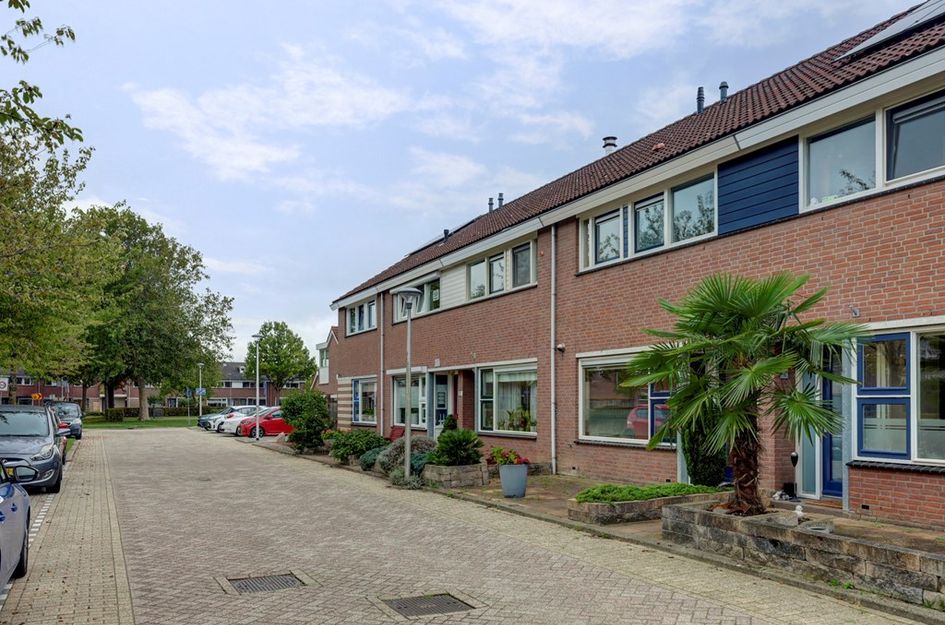Diepenhorstweg 8