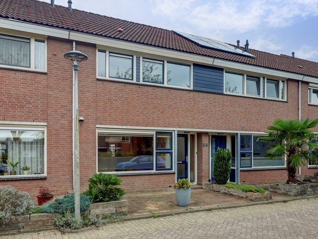 Diepenhorstweg 8, Strijen