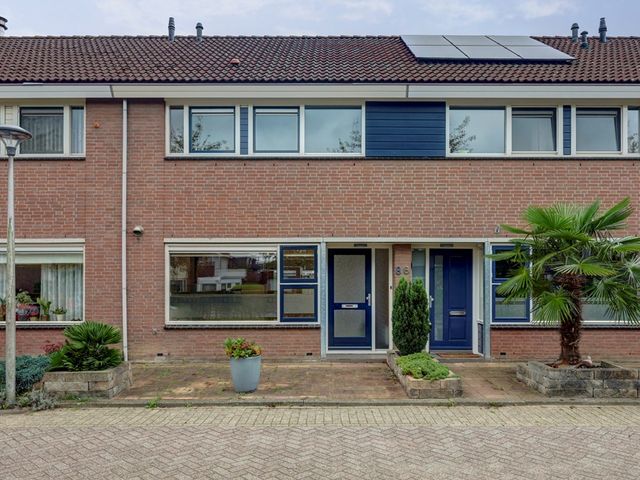 Diepenhorstweg 8, Strijen