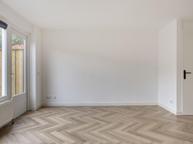 Bitterzoetlaan 37, Enschede