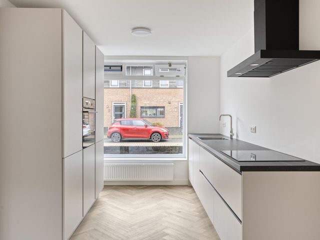 Bitterzoetlaan 37, Enschede