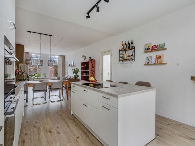 De Constant Rebecquestr 8, 's-Gravenhage