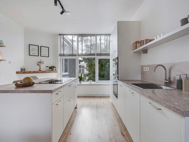 De Constant Rebecquestr 8, 's-Gravenhage