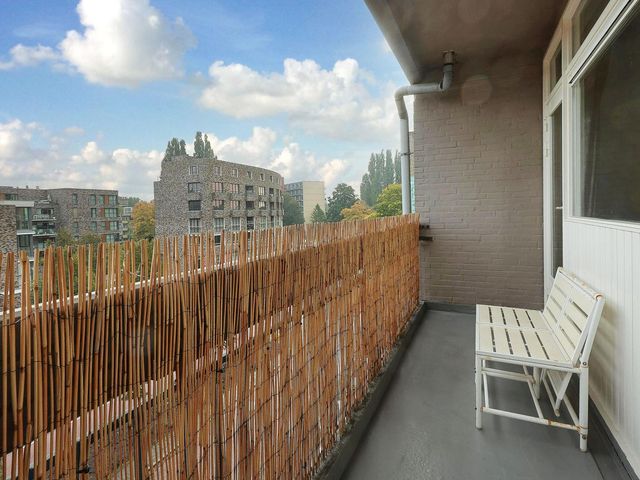 Haagbeuklaan 52, Amstelveen