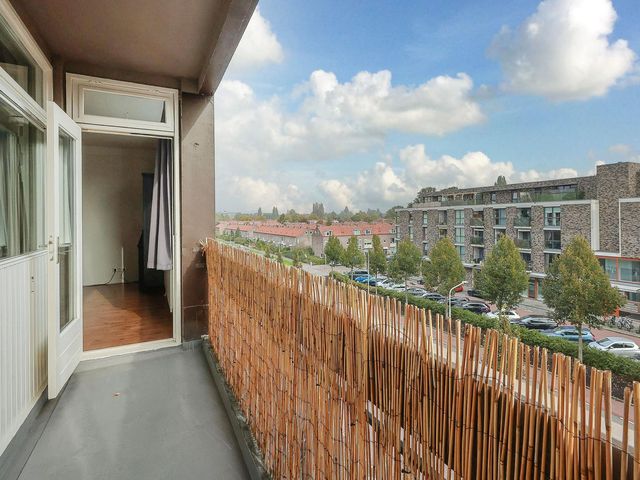 Haagbeuklaan 52, Amstelveen