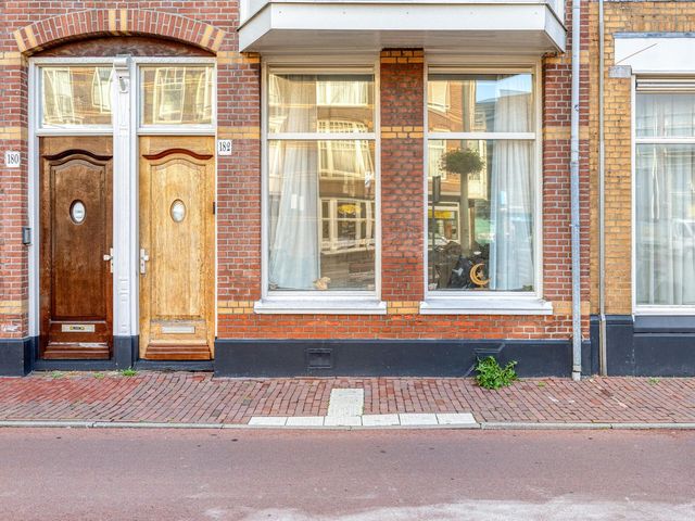 Valkenboslaan 182, 's-Gravenhage