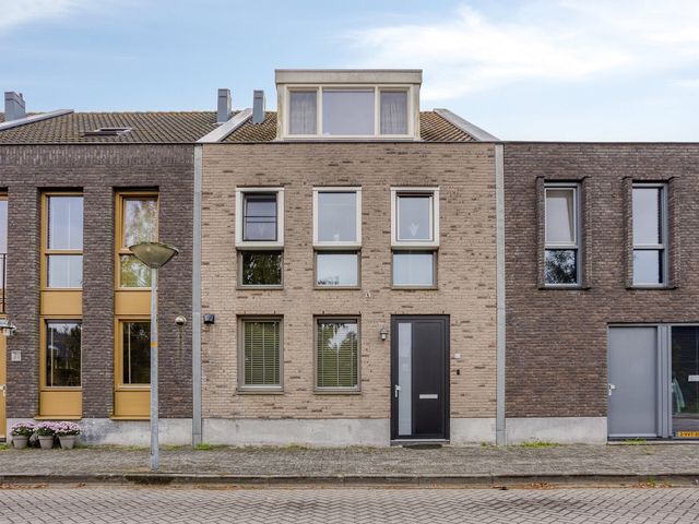 Diadeemstraat 53, Almere