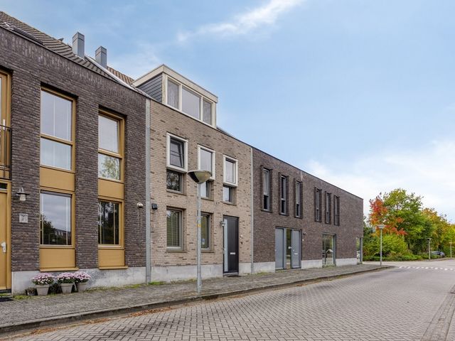 Diadeemstraat 53, Almere