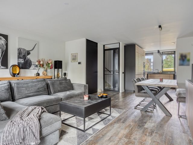 Diadeemstraat 53, Almere