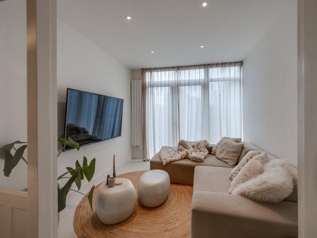 Oostmaaslaan 217B, Rotterdam