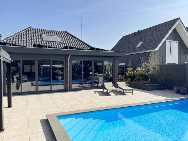 Roode Kreek 4, Fijnaart