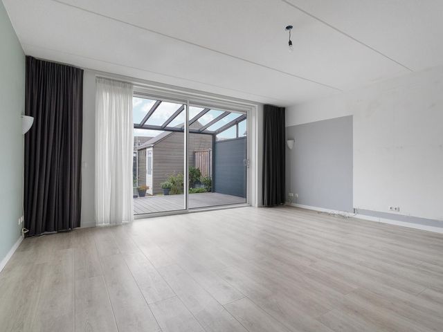 Nobelstraat 51, Almere