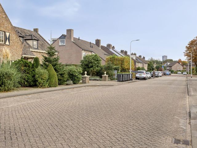 Beeklaan 85, Tilburg