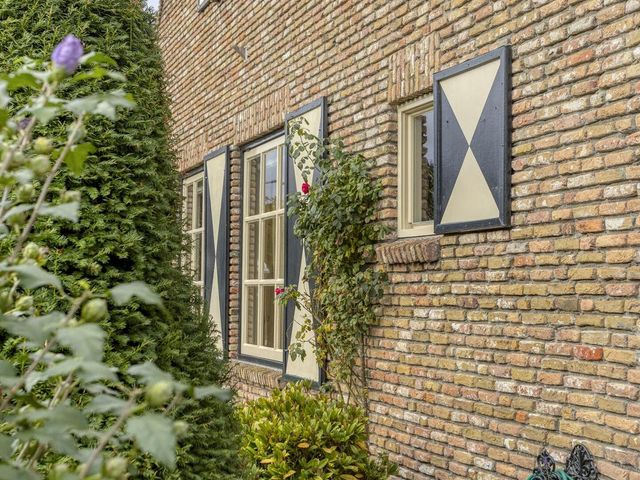 Beeklaan 85, Tilburg