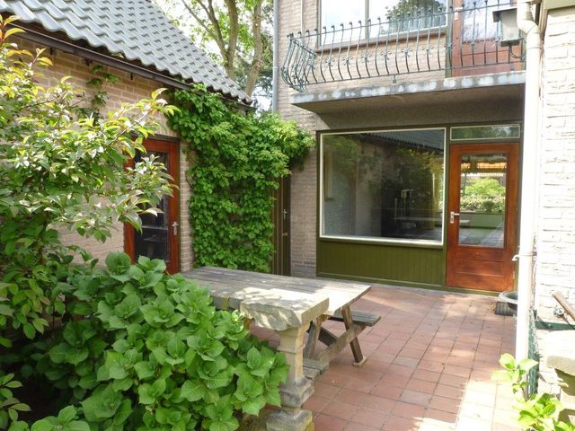 Andreaslaan 4, Heilig Landstichting