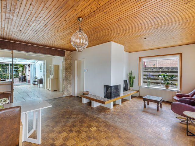 Noordzoom 48, Marknesse