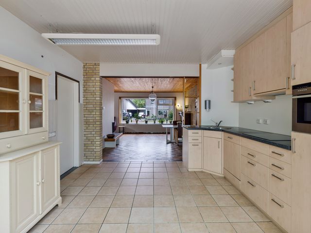 Noordzoom 48, Marknesse