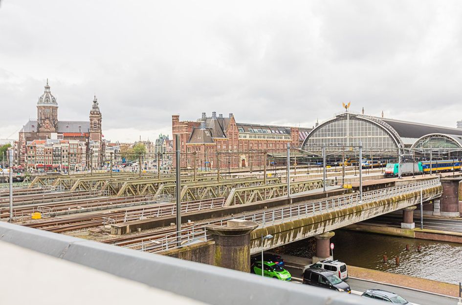 De Ruijterkade 105 2