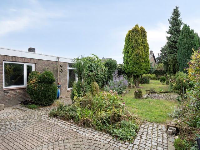 Luipertstraat 15, Moorveld