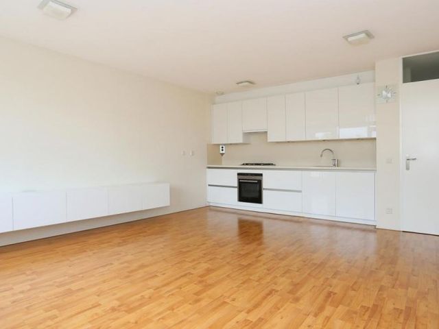 Volendamlaan , Den Haag