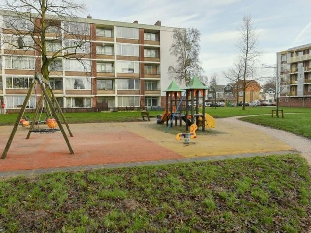 Leverkruidweg , Zaandam
