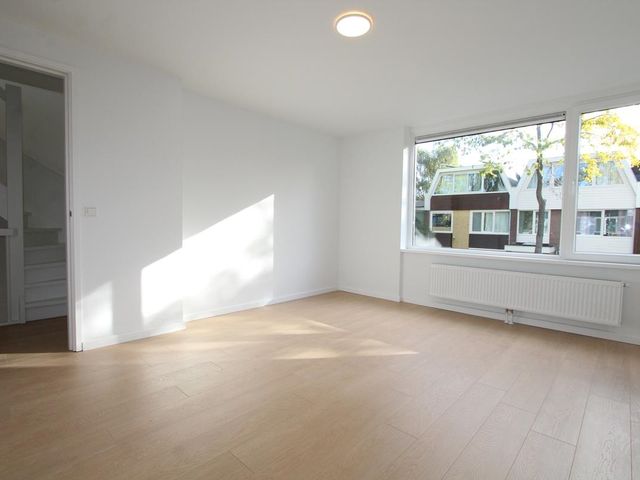 Brantwijk 35, Amstelveen