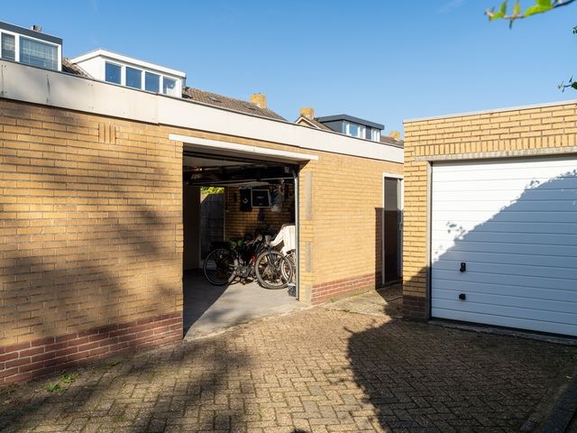 Kastanjestraat 17, Waalwijk